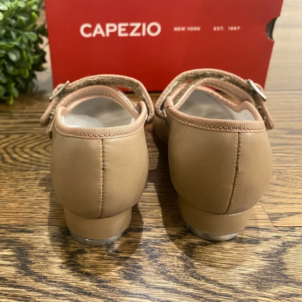 Capezio Little Girls Mary Jane Tap Shoe Sz 11.5